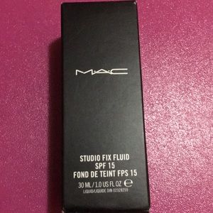 Mac studio fix fluid NC 45